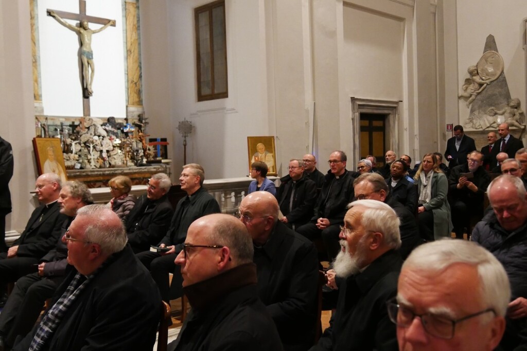 Besuch der deutschen Bischöfe bei Sant'Egidio während des Ad-Limina-Besuches, Gebet für den Frieden und Begegnung