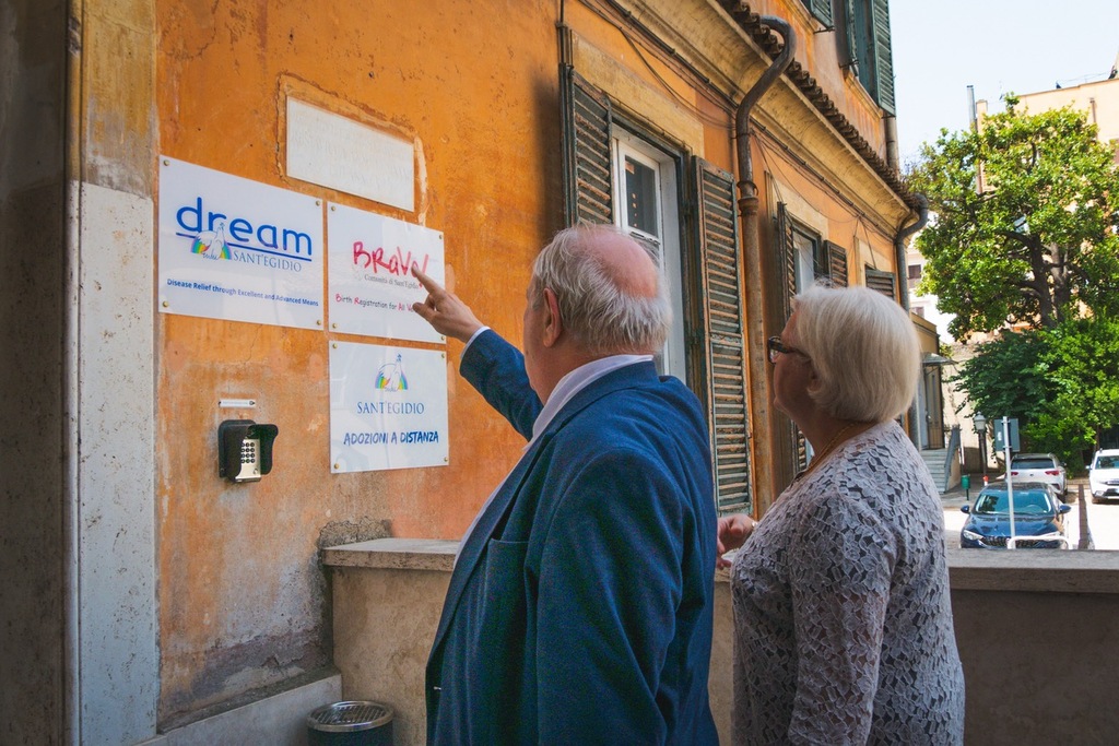 La ministra francese Catherine Vautrin in visita a Sant’Egidio: apprezzamento per i programmi a sostegno dell’infanzia e della famiglia