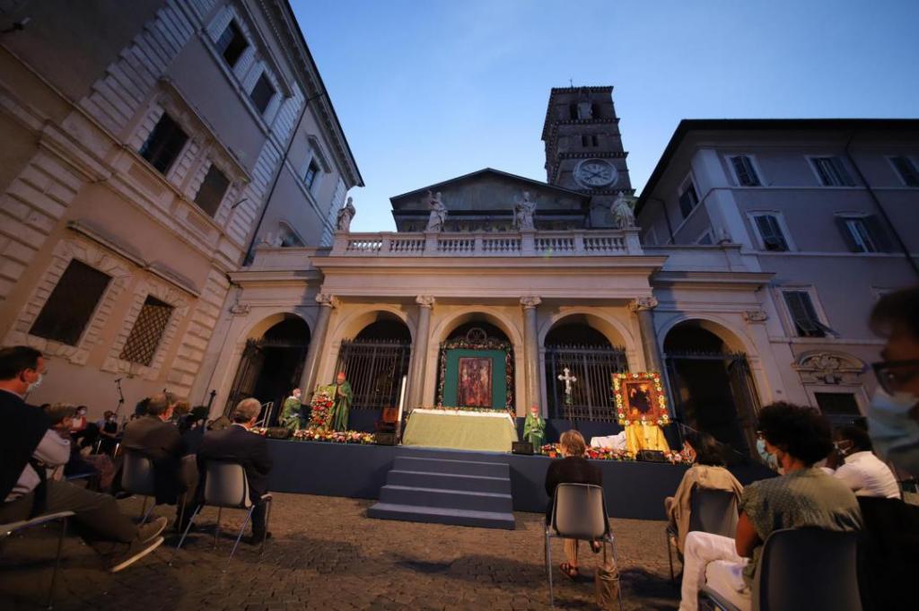 Palavras e imagens da liturgia para a festa de Sant'Egidio: a homilia do Cardeal Matteo Zuppi, a saudação de Marco Impagliazzo