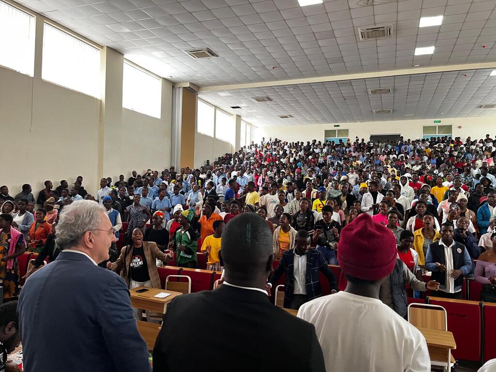In Malawi, i Giovani per la Pace in assemblea con Marco Impagliazzo, guardano al beato Floribert per un futuro dove tutti siano alla stessa tavola