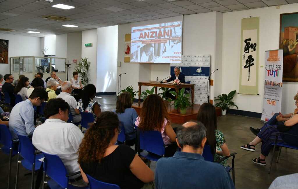 Caldo e solitudine non sono emergenze ma un dato strutturale. L’appello di Sant’Egidio per azioni concrete a favore degli anziani