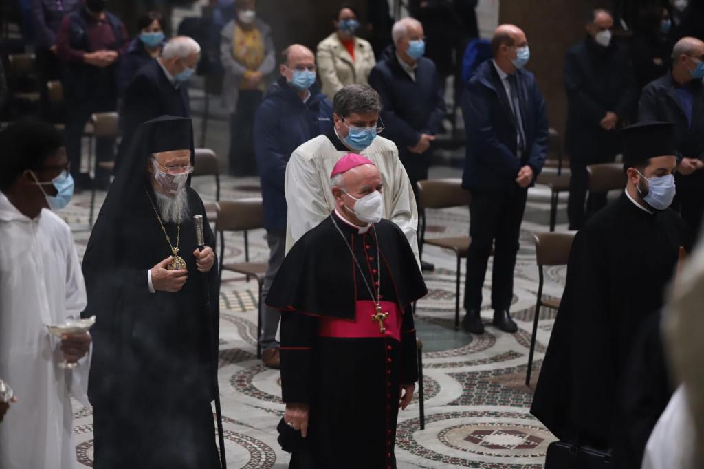 “Er zijn vele talen en culturen, maar er is maar één volk: het volk van God.” Overweging van Zijne Heiligheid Bartolomeüs I, aartsbisschop van Constantinopel en oecumenisch patriarch