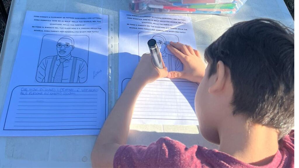 In der Schule des Friedens aufwachsen und wie Floribert werden. Für die Kinder in den afrikanischen Schulen des Friedens ist der junge Märtyrer, der am 15. Juni seliggesprochen wird, ein Vorbild